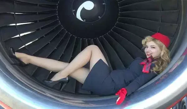 Air hostess Escorts In Kolkata