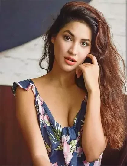 ROSHINI ESCORTS KOLKATA