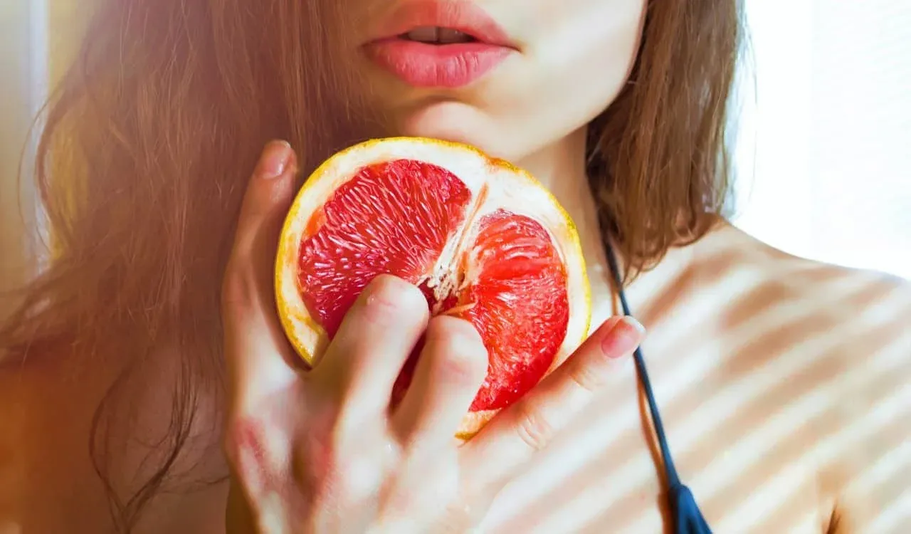 How to Pleasure Using Only Your Fingers